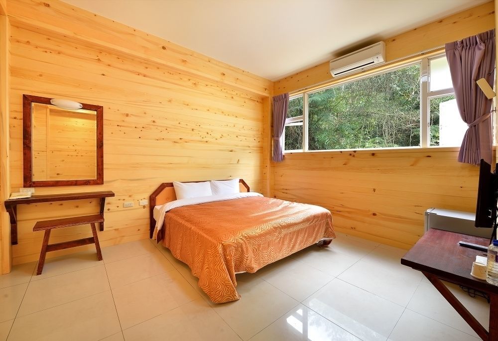 Dingdai Cherry Blossoms Resort Nantou Buitenkant foto