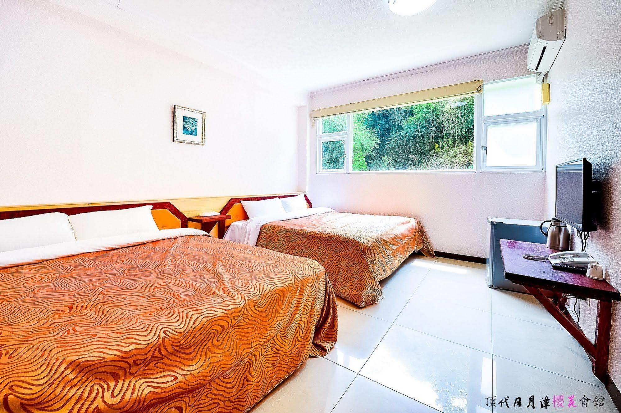 Dingdai Cherry Blossoms Resort Nantou Buitenkant foto