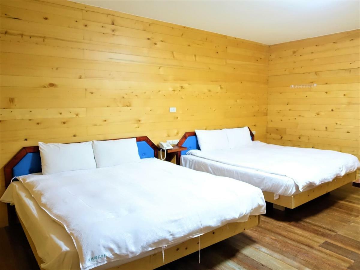 Dingdai Cherry Blossoms Resort Nantou Buitenkant foto
